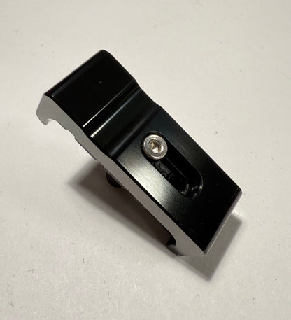 Universal 4-Slot Centre Bolt Billet Brake Line Mounting Bracket